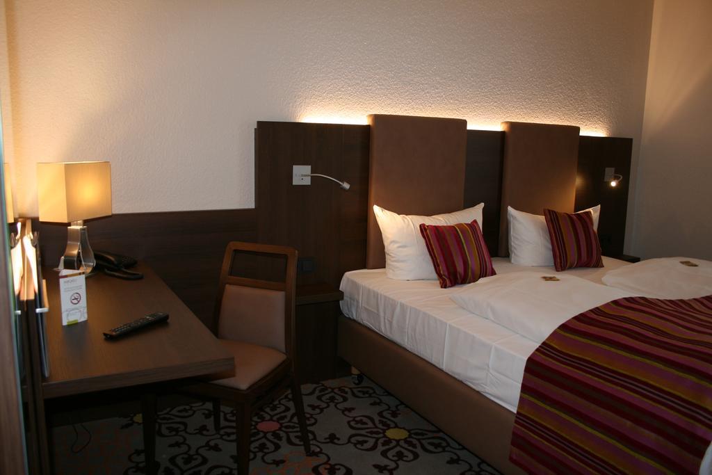 Hotel Parqeo Im A66 Gelnhausen Exterior foto